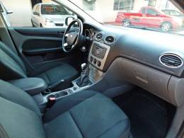 FORD - FOCUS - 2012/2012 - Branca - R$ 43.900,00