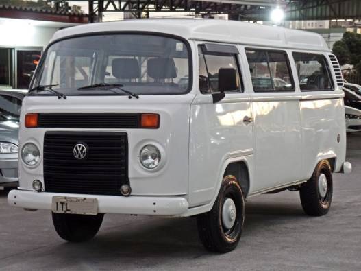 VOLKSWAGEN - KOMBI - 2011/2012 - Branca - R$ 52.800,00