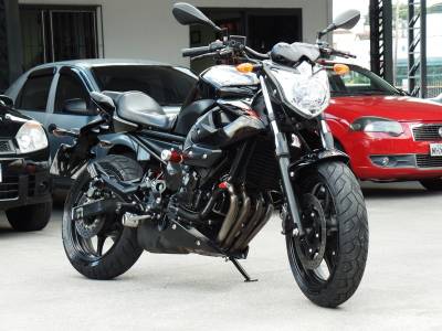 YAMAHA - XJ6 N - 2012/2012 - Preta - R$ 39.800,00