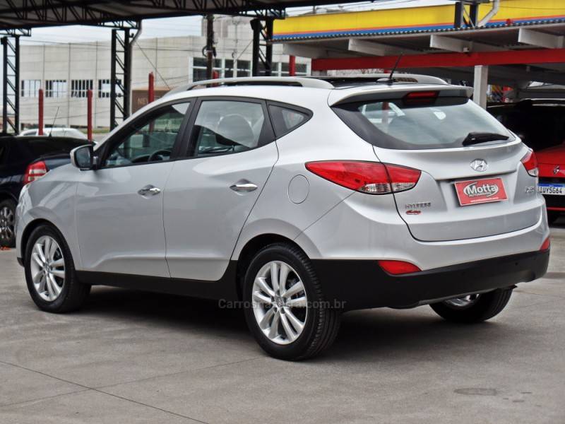 HYUNDAI - IX35 - 2011/2012 - Prata - R$ 72.800,00