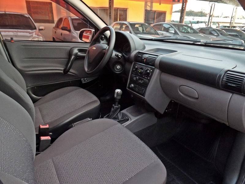 CHEVROLET - CLASSIC - 2013/2013 - Bege - R$ 32.500,00