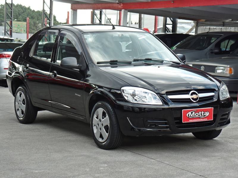 CHEVROLET - PRISMA - 2010/2011 - Preta - R$ 30.800,00