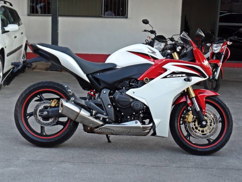 HONDA - CBR 600F - 2013/2013 - Branca - R$ 42.500,00