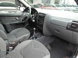 FIAT - SIENA - 2015/2015 - Prata - R$ 38.800,00