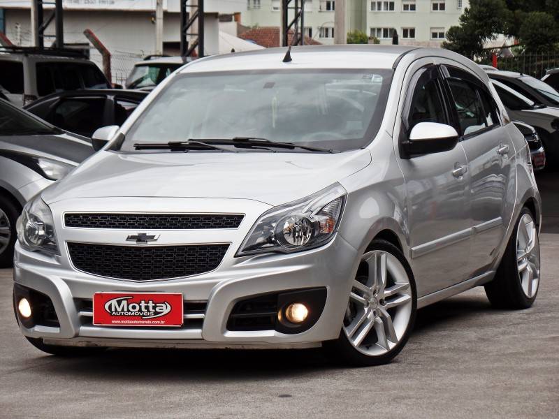 CHEVROLET - AGILE - 2013/2013 - Prata - R$ 38.800,00