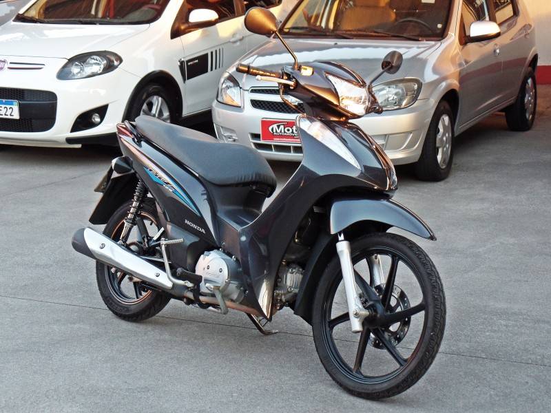HONDA - BIZ 125 - 2017/2017 - Cinza - R$ 13.800,00