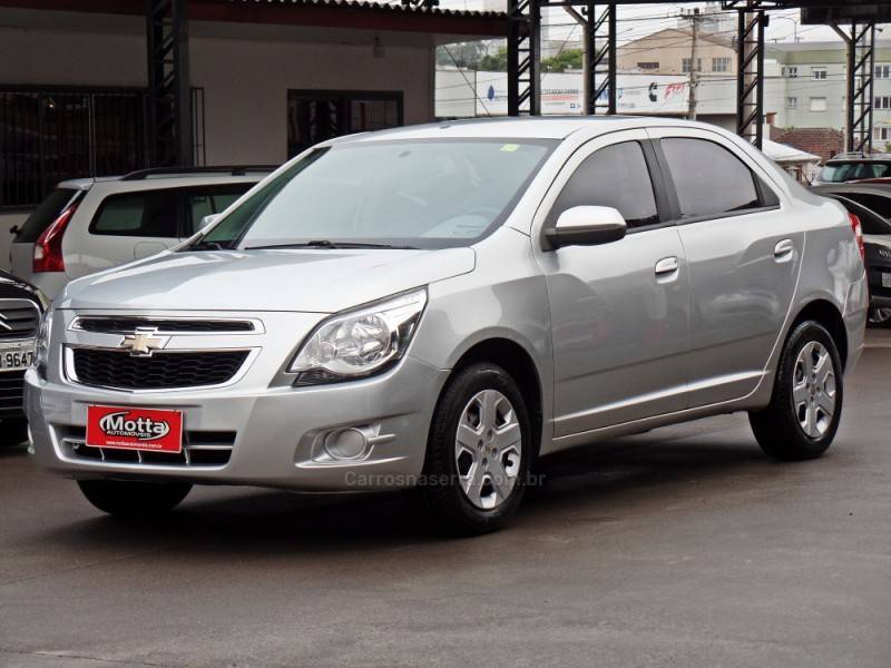 CHEVROLET - COBALT - 2015/2015 - Prata - R$ 46.800,00