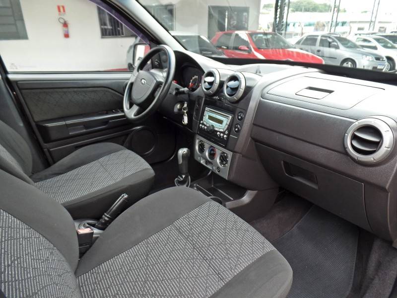 FORD - ECOSPORT - 2011/2012 - Vermelha - R$ 45.800,00