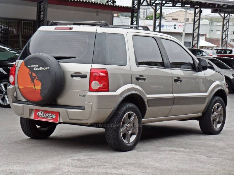 FORD - ECOSPORT - 2007/2008 - Prata - R$ 37.800,00