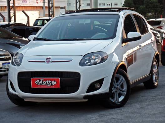 FIAT - PALIO - 2015/2015 - Branca - R$ 46.800,00