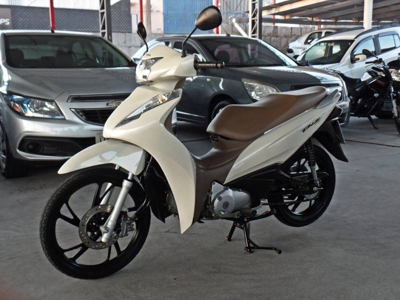 HONDA - BIZ 125 - 2021/2021 - Branca - R$ 16.500,00