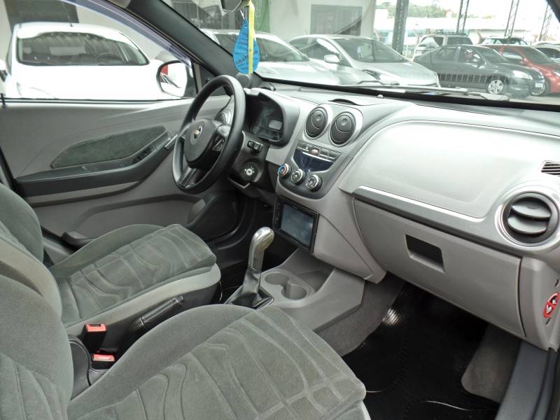 CHEVROLET - AGILE - 2013/2013 - Prata - R$ 38.800,00