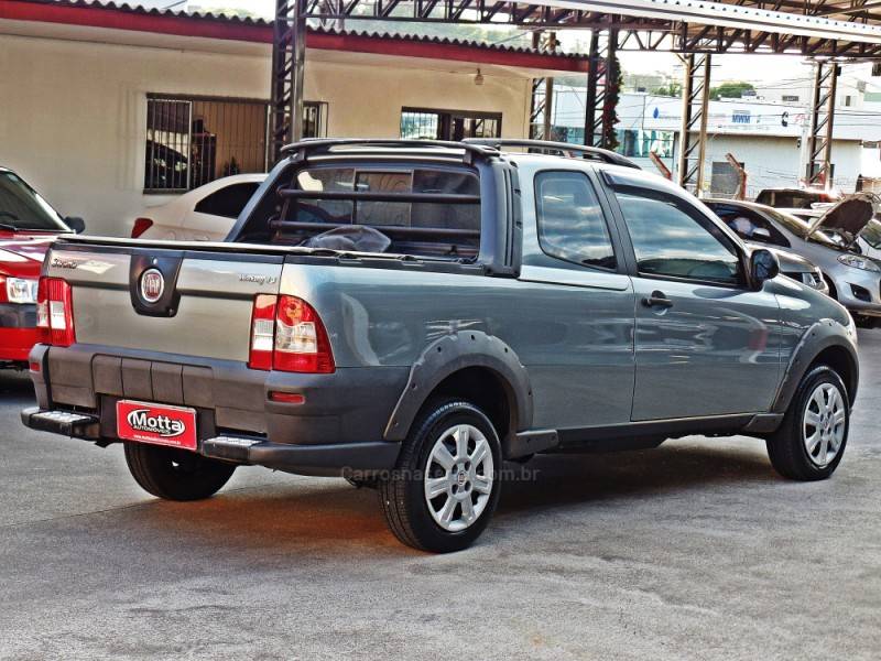 FIAT - STRADA - 2012/2013 - Cinza - R$ 53.800,00