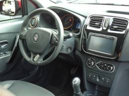 RENAULT - SANDERO - 2016/2016 - Vermelha - R$ 48.800,00