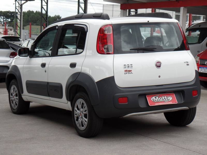 FIAT - UNO - 2013/2014 - Branca - Sob Consulta