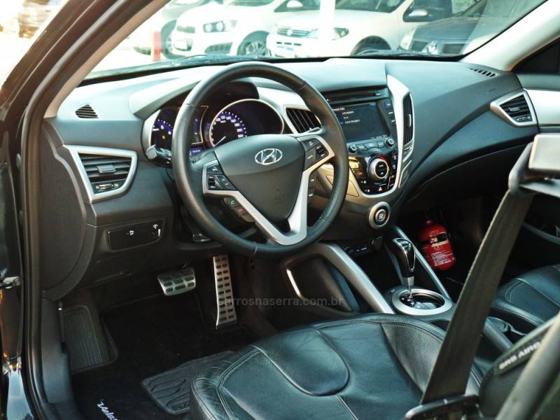 HYUNDAI - VELOSTER - 2013/2013 - Preta - R$ 62.800,00