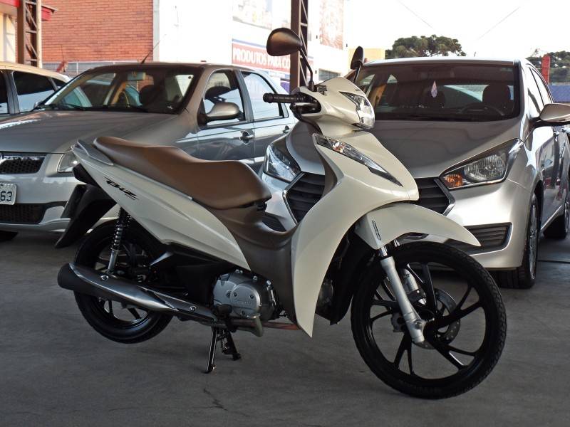 HONDA - BIZ 125 - 2021/2021 - Branca - R$ 16.500,00