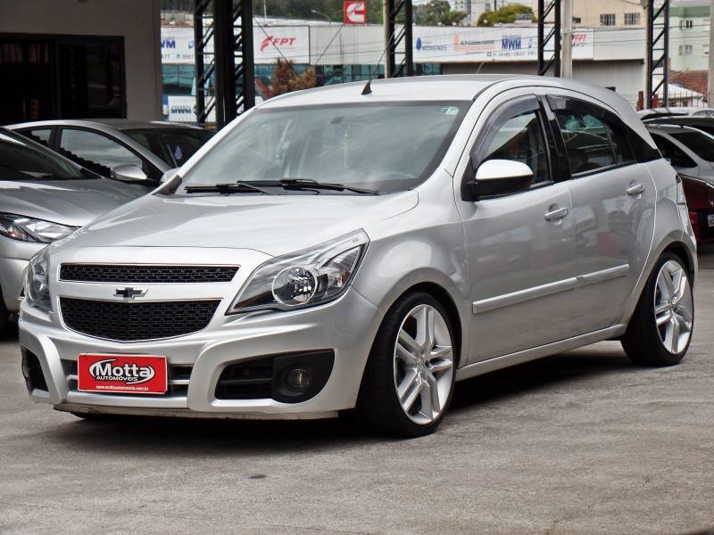 CHEVROLET - AGILE - 2013/2013 - Prata - R$ 38.800,00