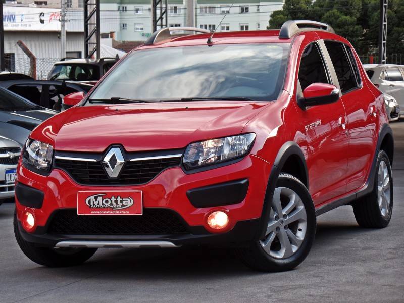 RENAULT - SANDERO - 2016/2016 - Vermelha - R$ 48.800,00