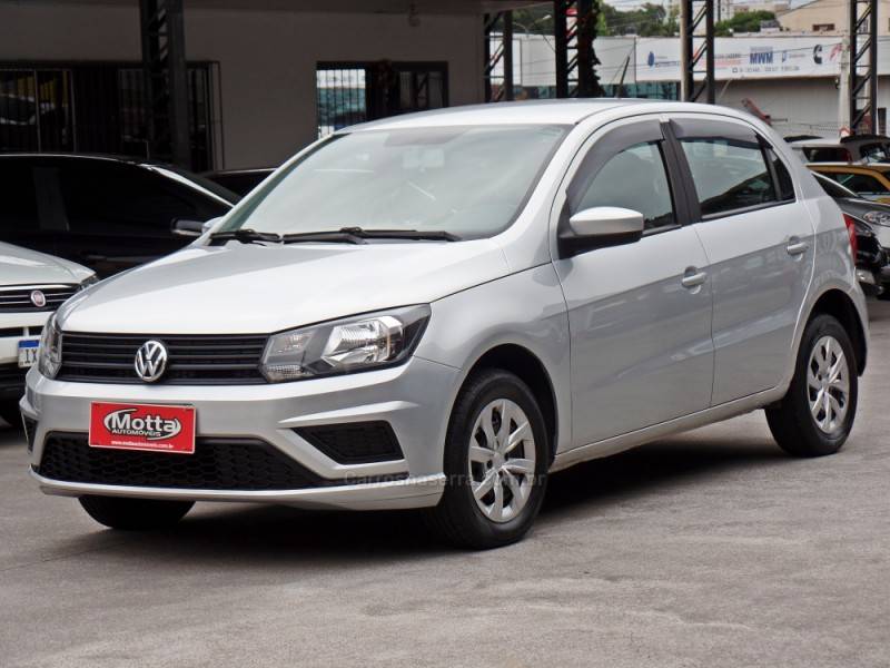 VOLKSWAGEN - GOL - 2019/2020 - Prata - R$ 49.800,00