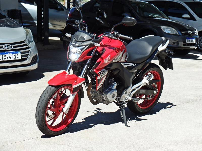 HONDA - CB 250F TWISTER - 2021/2021 - Vermelha - R$ 22.800,00