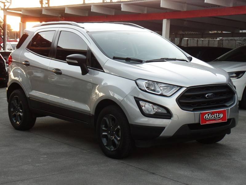 FORD - ECOSPORT - 2017/2018 - Prata - R$ 75.800,00