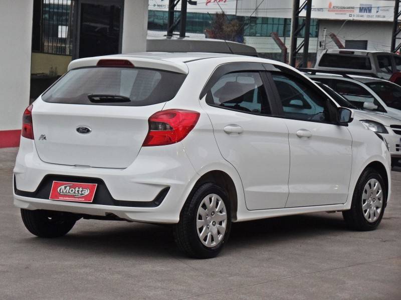 FORD - KA - 2020/2021 - Branca - R$ 54.800,00