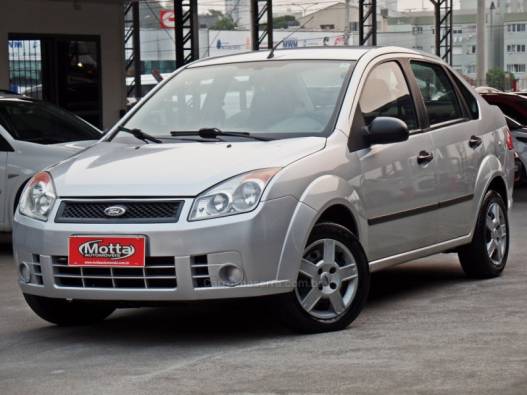 FORD - FIESTA - 2007/2008 - Prata - R$ 25.800,00