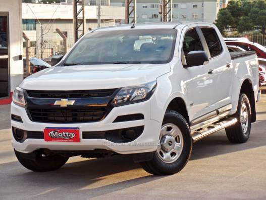 CHEVROLET - S10 - 2018/2019 - Branca - R$ 137.800,00