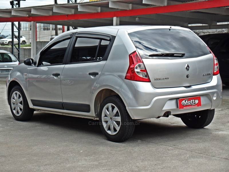 RENAULT - SANDERO - 2008/2009 - Prata - R$ 28.800,00