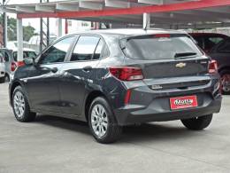 CHEVROLET - ONIX - 2023/2024 - Cinza - R$ 94.900,00