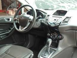 FORD - FIESTA - 2017/2017 - Vermelha - R$ 61.800,00