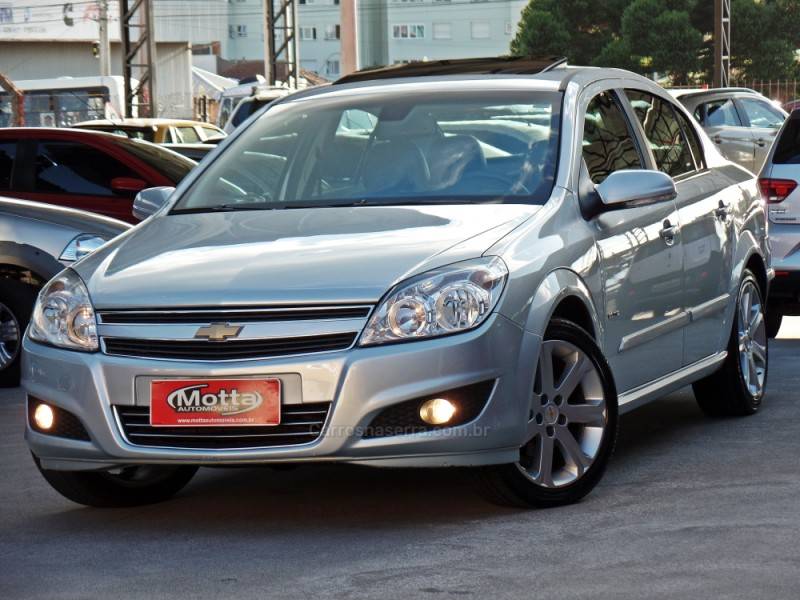 CHEVROLET - VECTRA - 2010/2011 - Prata - R$ 48.800,00