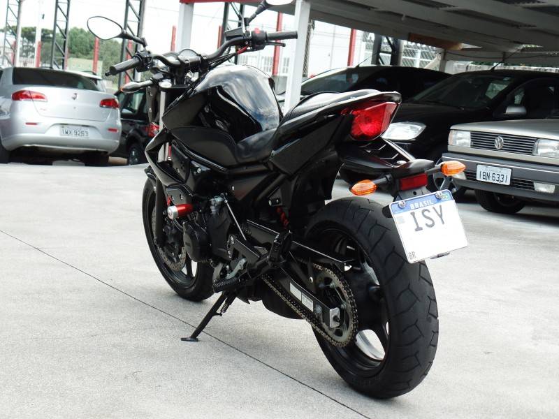 YAMAHA - XJ6 N - 2012/2012 - Preta - R$ 39.800,00