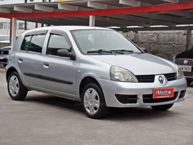 RENAULT - CLIO - 2007/2007 - Prata - R$ 21.900,00