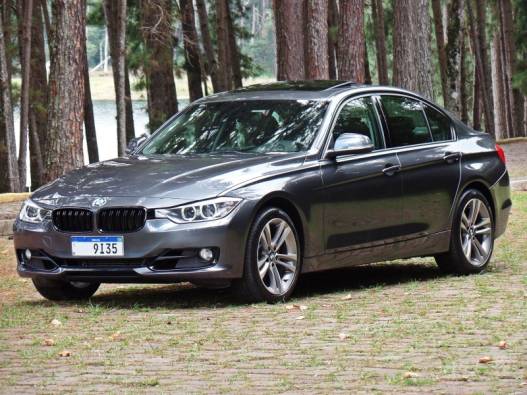 BMW - 328I - 2015/2015 - Cinza - R$ 135.800,00