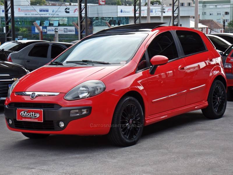 FIAT - PUNTO - 2013/2014 - Vermelha - R$ 45.800,00