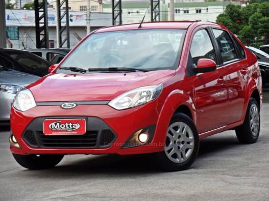 FORD - FIESTA - 2014/2014 - Vermelha - R$ 39.800,00