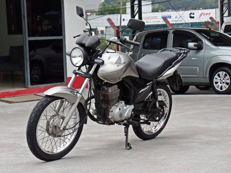 HONDA - CG 150 - 2010/2010 - Cinza - R$ 10.500,00