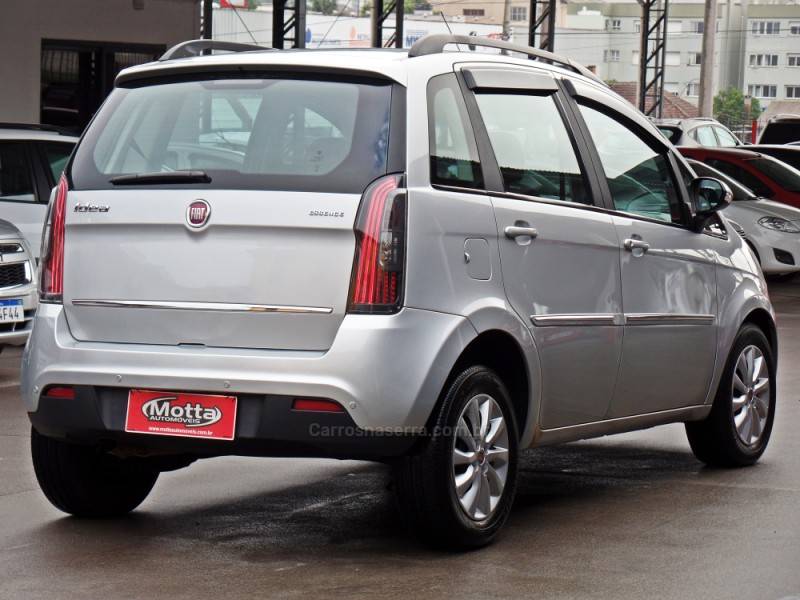 FIAT - IDEA - 2015/2016 - Prata - R$ 43.800,00