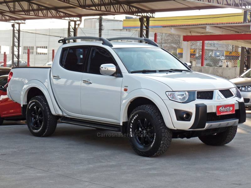 MITSUBISHI - L200 TRITON - 2011/2012 - Branca - R$ 109.800,00