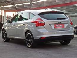 FORD - FOCUS - 2014/2015 - Prata - R$ 64.800,00