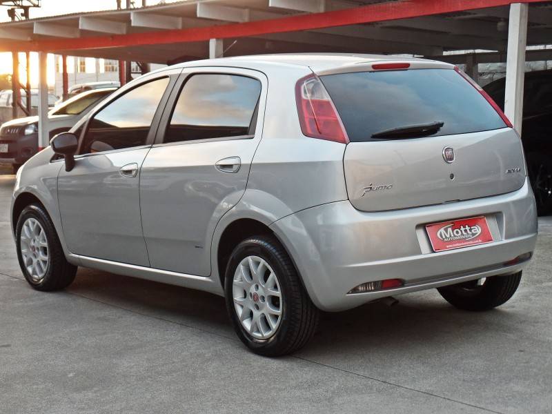 FIAT - PUNTO - 2008/2008 - Prata - R$ 31.800,00