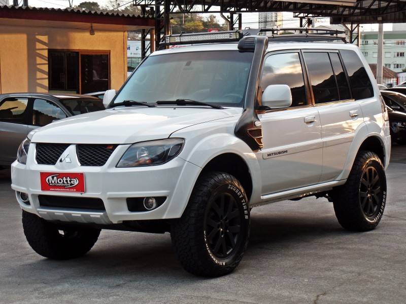 MITSUBISHI - PAJERO TR4 - 2014/2014 - Branca - R$ 72.900,00
