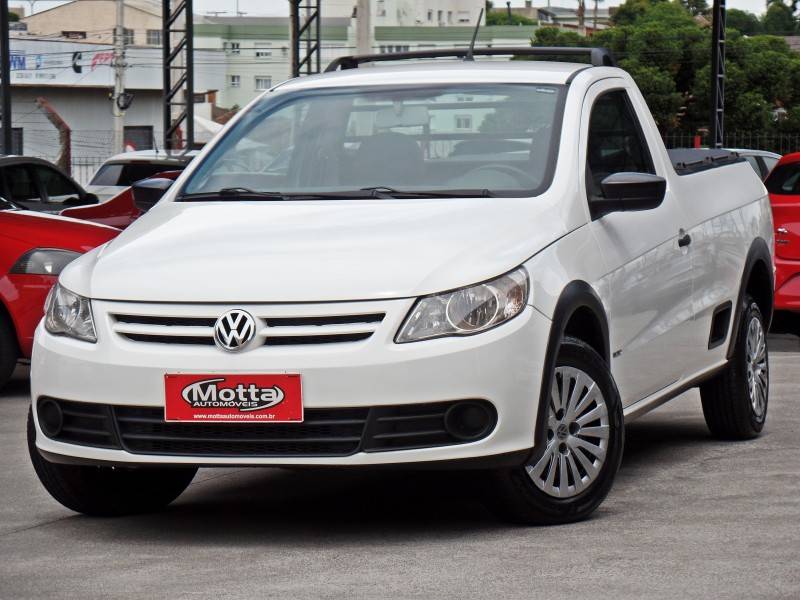 VOLKSWAGEN - SAVEIRO - 2010/2011 - Branca - R$ 39.800,00