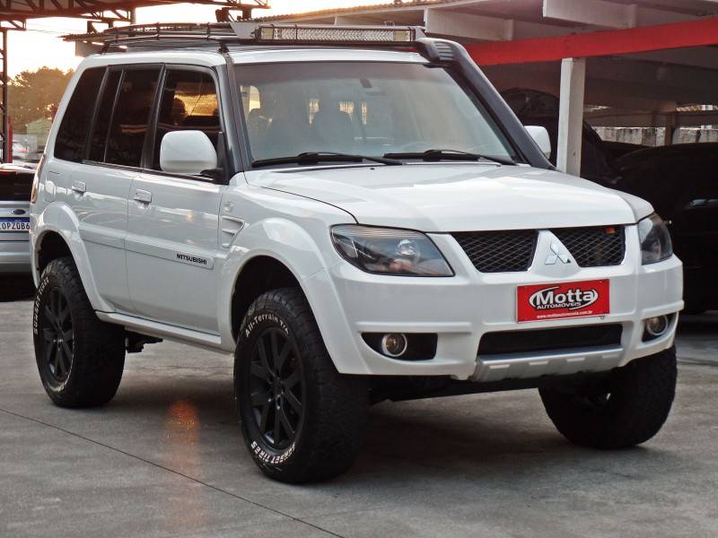 MITSUBISHI - PAJERO TR4 - 2014/2014 - Branca - R$ 72.900,00