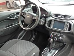 CHEVROLET - PRISMA - 2017/2018 - Prata - R$ 64.800,00