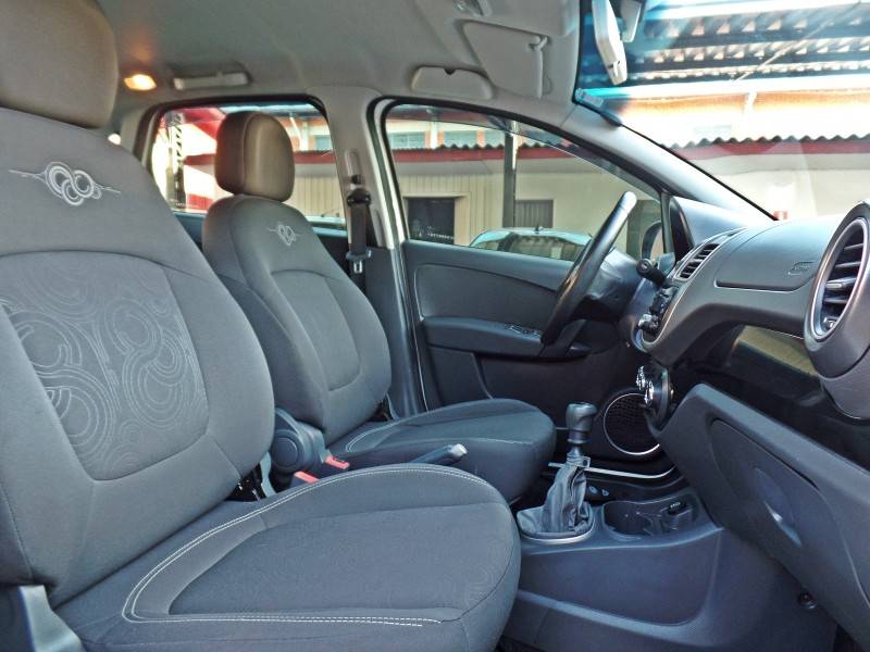 FIAT - GRAND SIENA - 2018/2019 - Branca - R$ 51.800,00