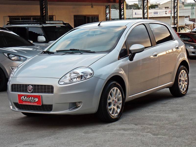 FIAT - PUNTO - 2008/2008 - Prata - R$ 31.800,00