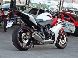 HONDA - CBR 600F - 2013/2013 - Branca - R$ 42.500,00